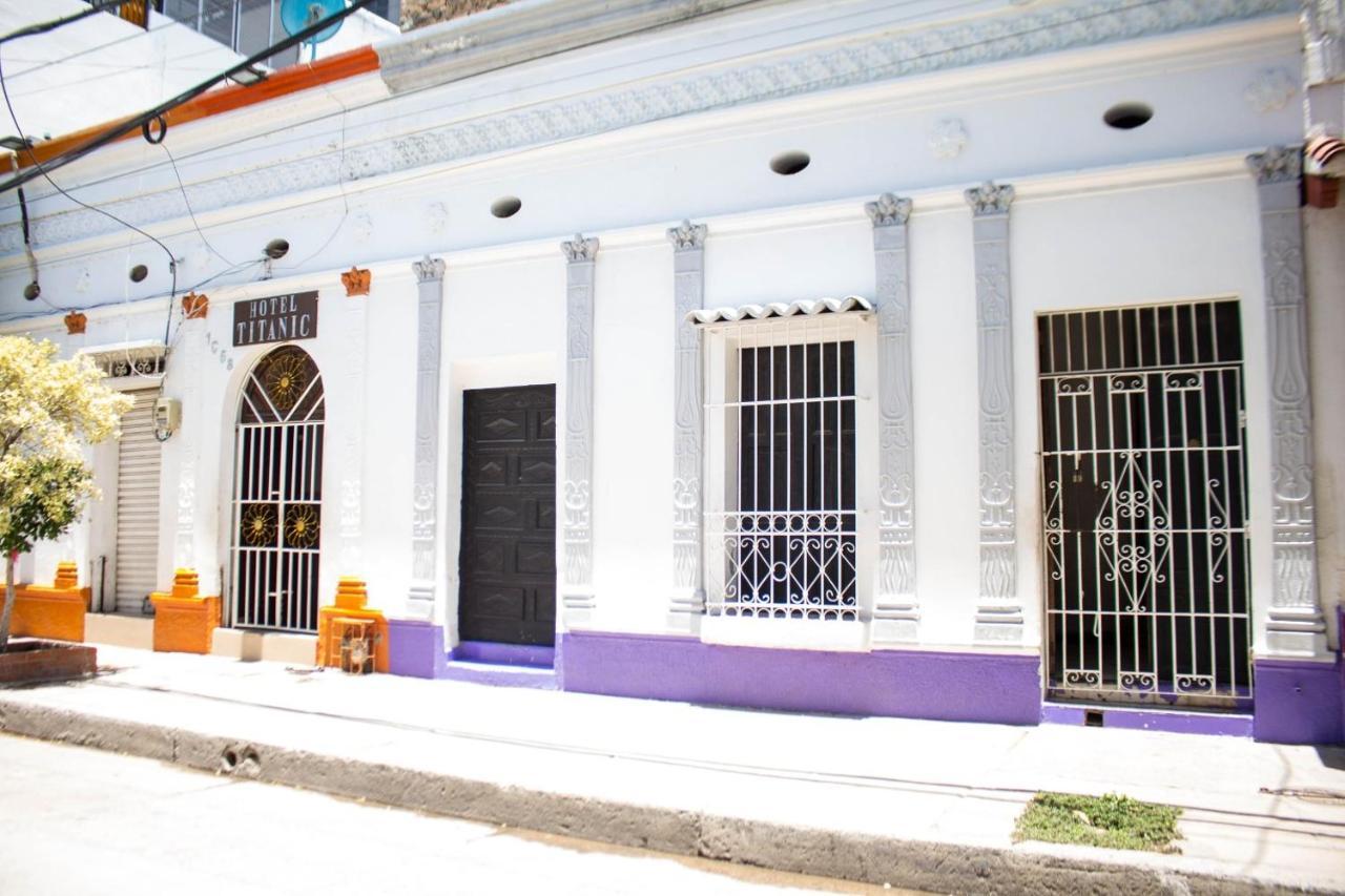 Hotel Titanic Inn Santa Marta  Exterior foto